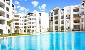 Bel appartement avec piscine H22